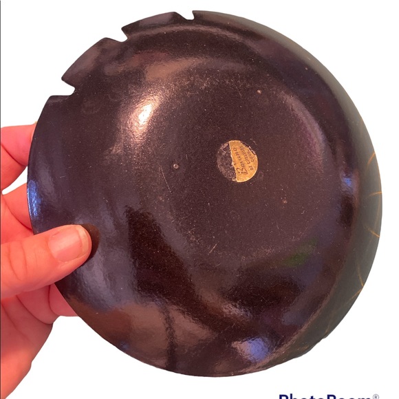 Bovano of Cheshire Mid Century Ash Tray - Picture 2 of 3